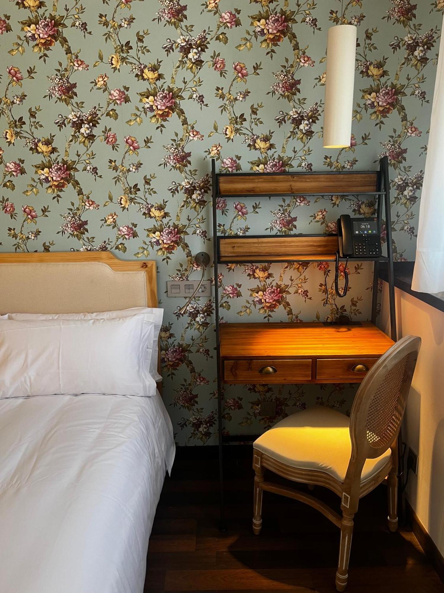 Christine Boutique Hotel El Barraco 외부 사진